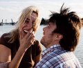 Laura (Lola Due�as) und Daniel (Pablo Pineda) verstehen sich wunderbar.
