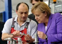 Bundeskanzlerin Merkel beim Unternehmen Di Hako